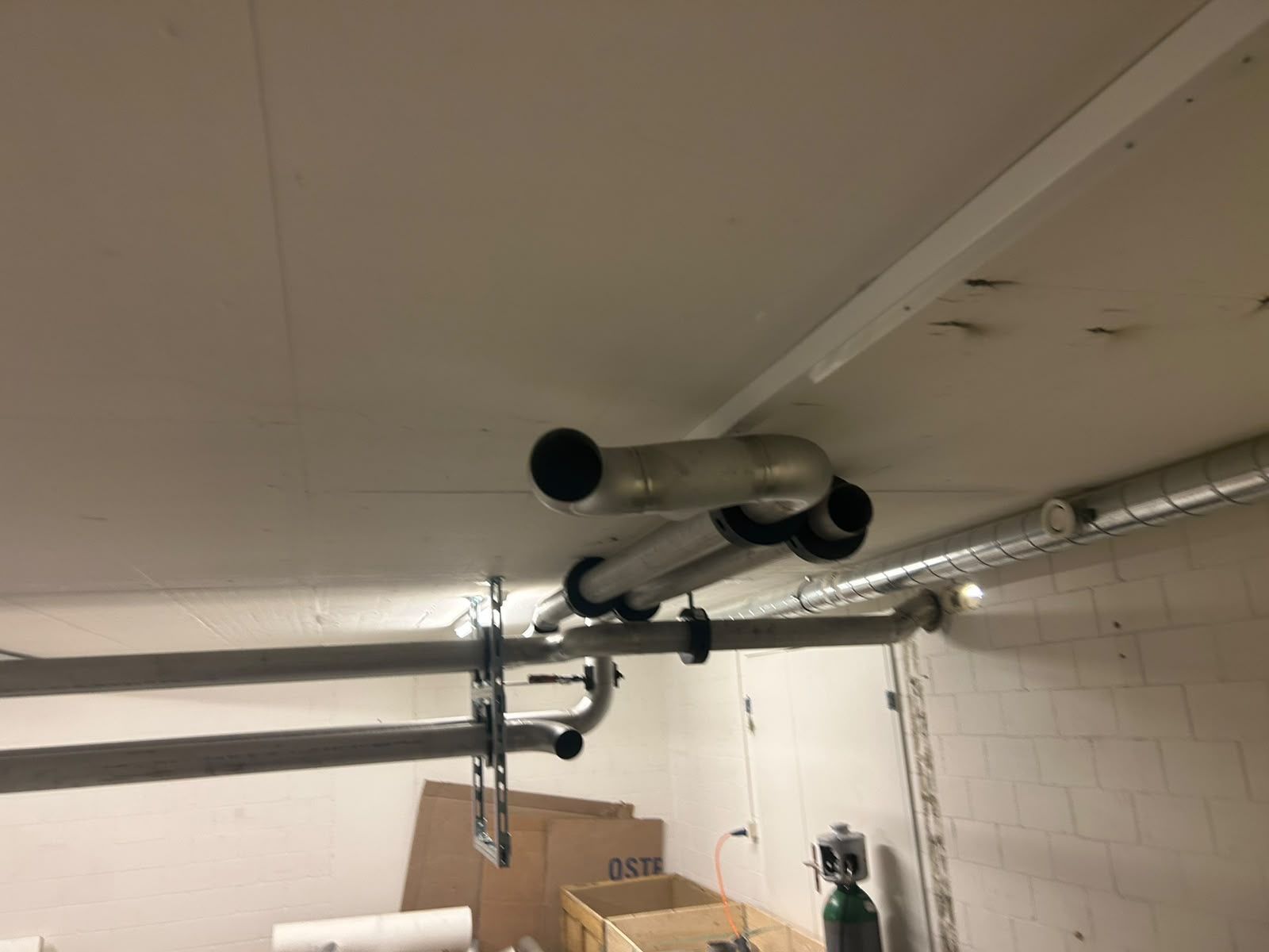 Toplinska stanica s 180 radijatora, Lausanne, fotografija 3